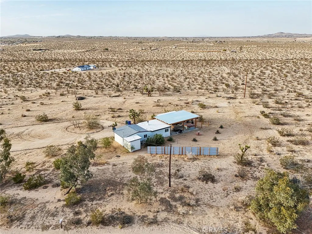 5235 Border Avenue, Joshua Tree, California 92252 home-pic-58